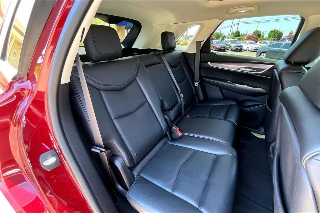 Used 2017 Cadillac XT5 Premium Luxury w/ Driver Assist Package AWD/4WD image 20