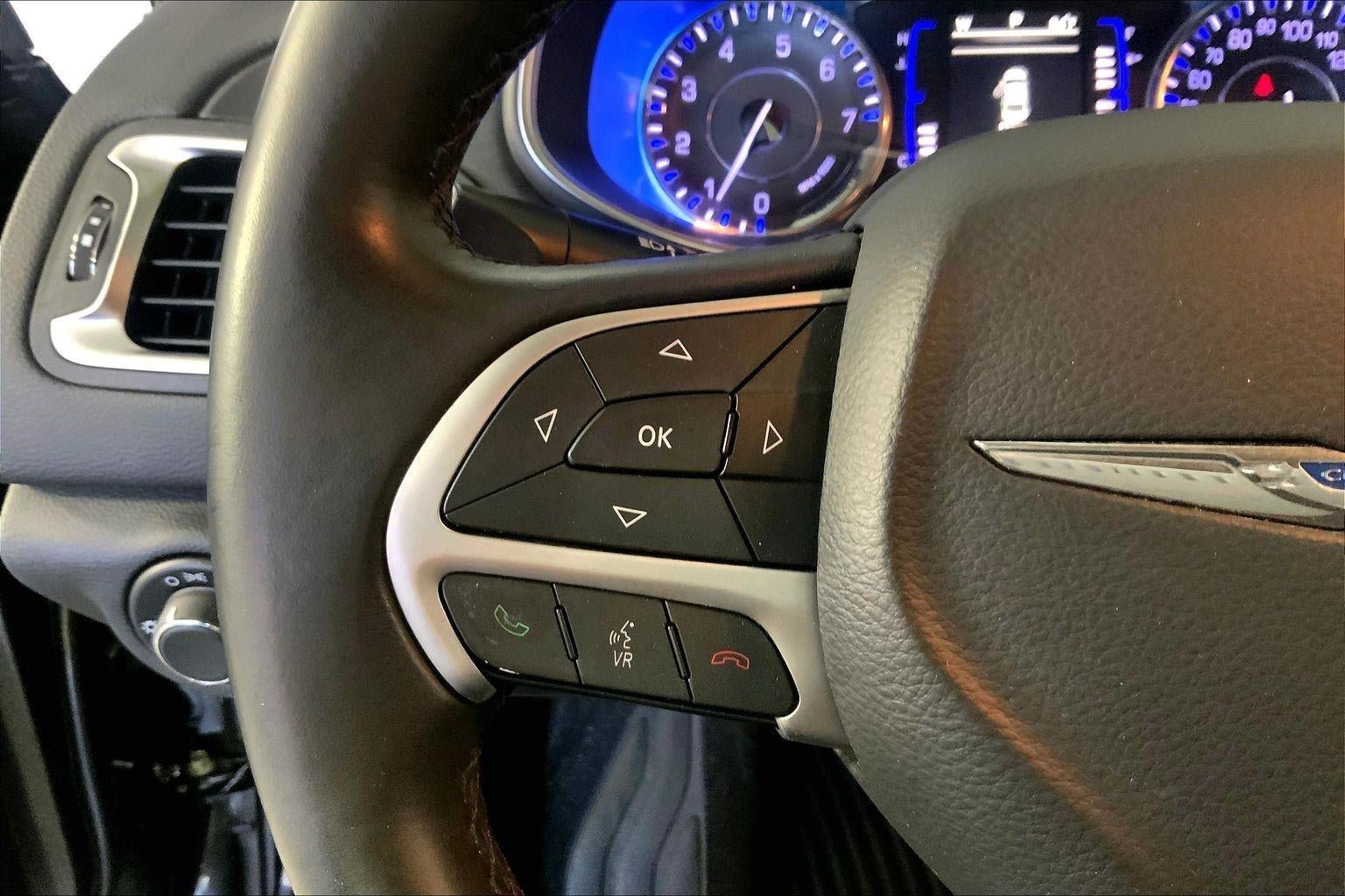 Used 2017 Chrysler 200 Limited Platinum w/ Mopar Interior Package FWD image 18