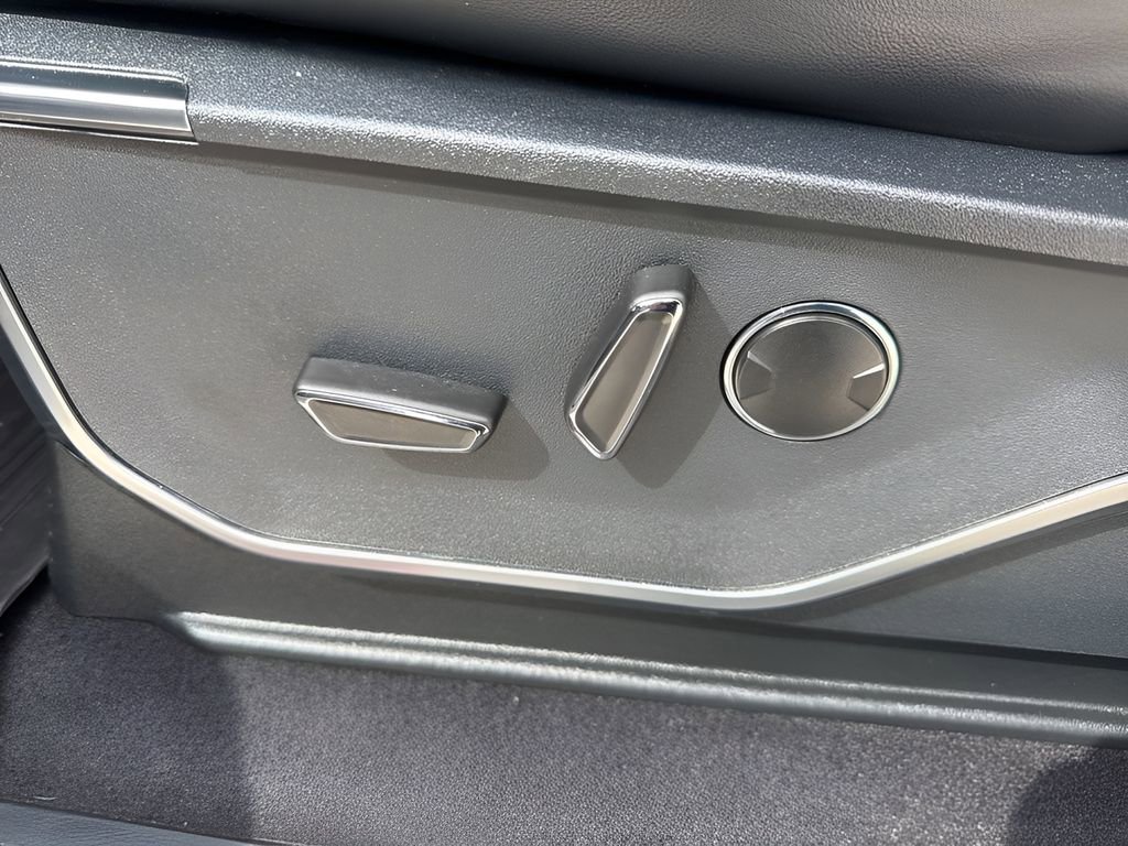 Used 2025 Ford F150 Raptor w/ Equipment Group 803A Raptor R image 10