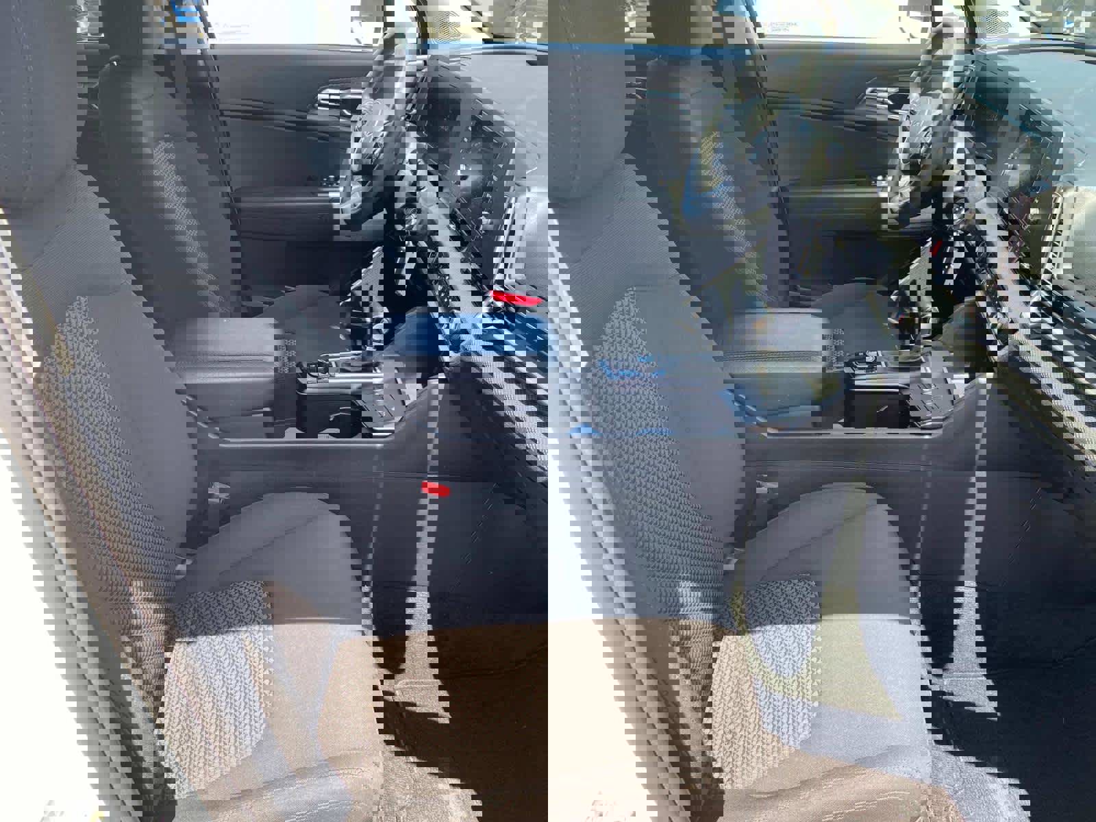 Used 2023 Kia Sportage LX image 22