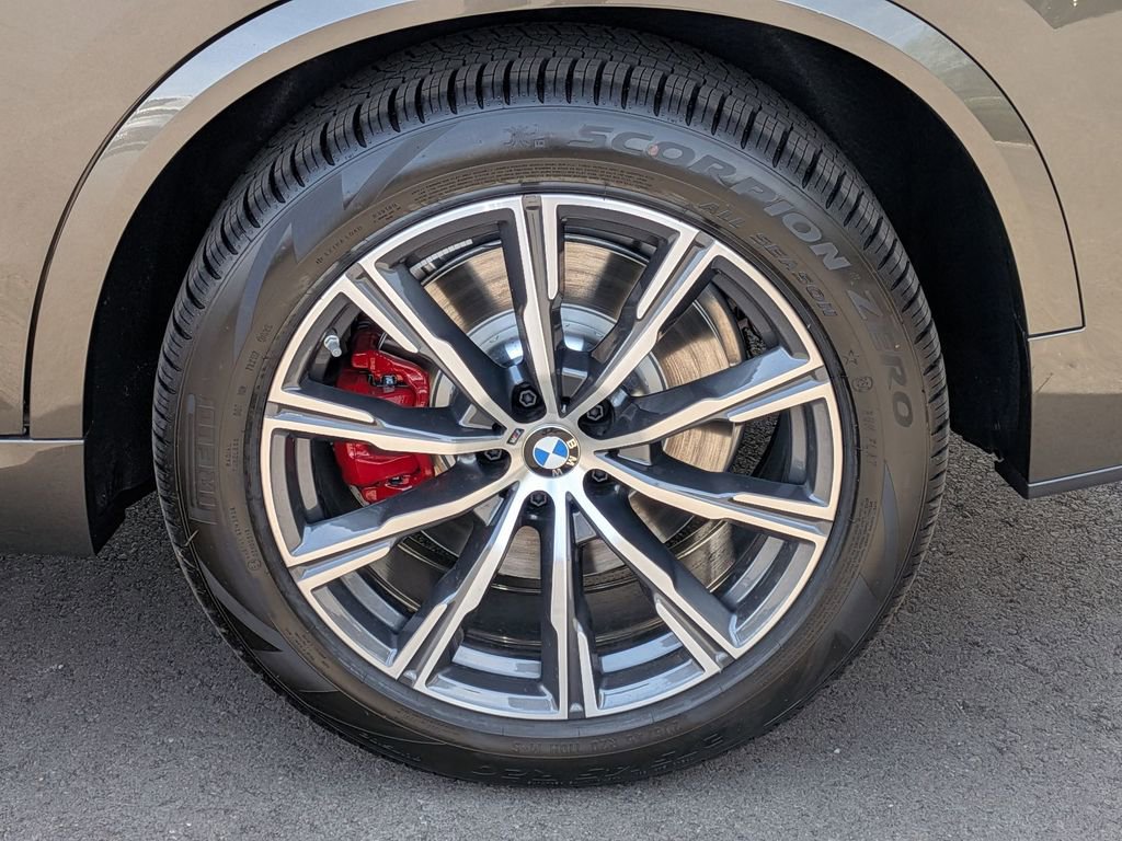 New 2026 BMW X5 xDrive50e w/ M Sport Package image 30