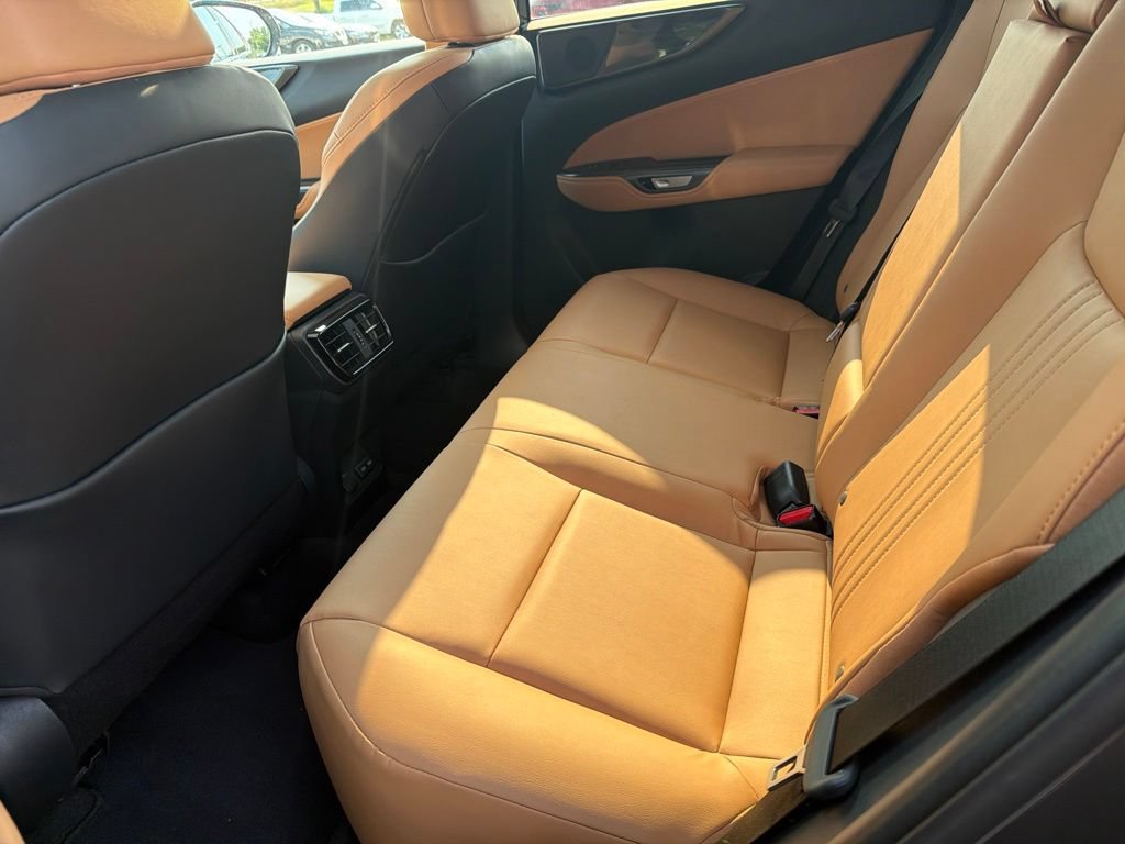 Used 2025 Lexus NX 350 AWD w/ Accessory Package (2T) image 33
