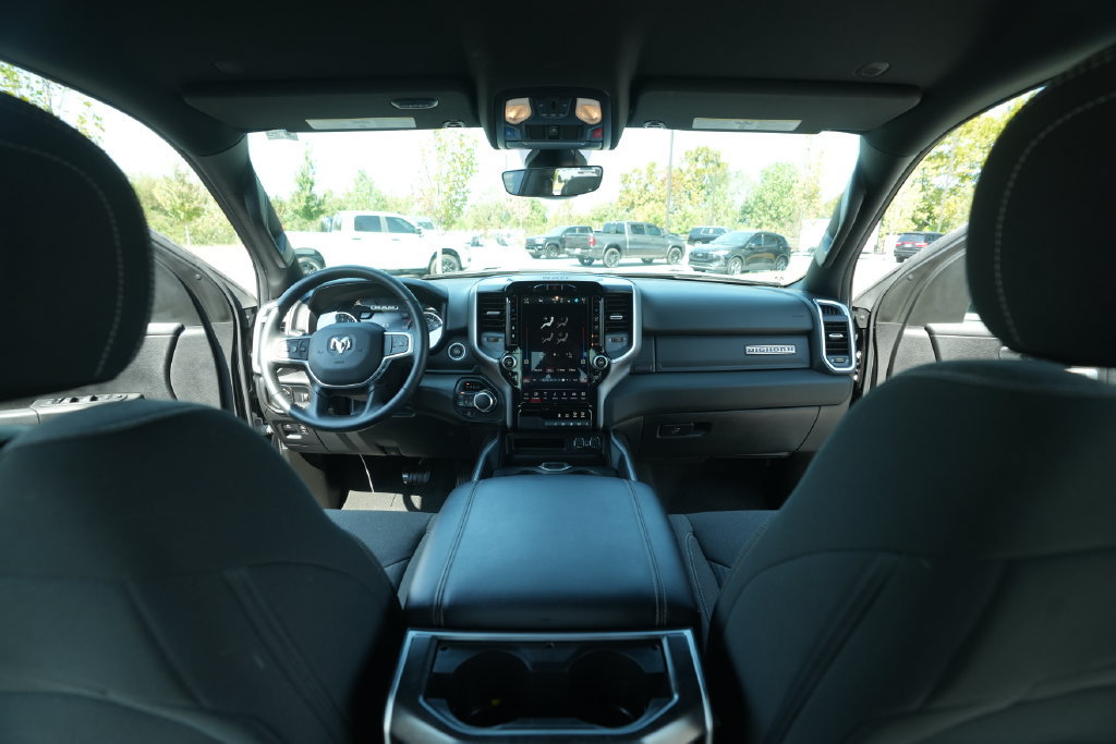 Used 2023 RAM 1500 Big Horn AWD/4WD image 23
