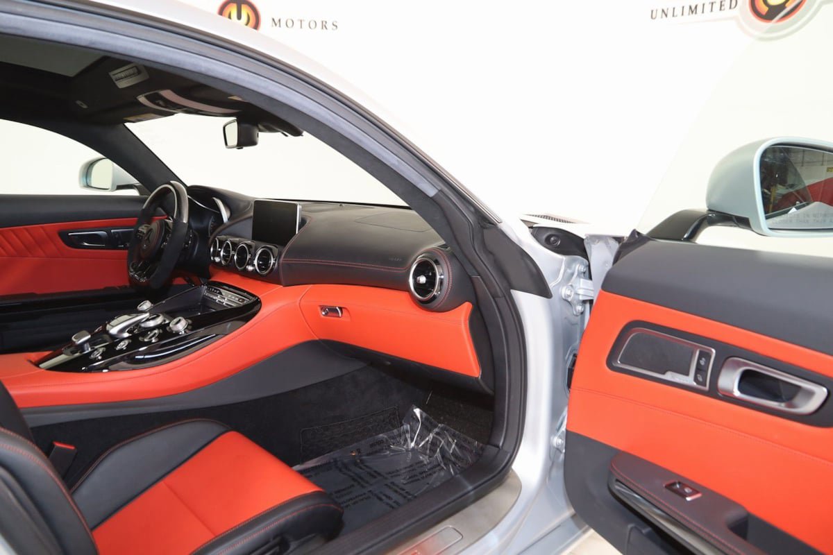 Used 2017 Mercedes-Benz AMG GT Coupe w/ Exclusive Interior Package image 91