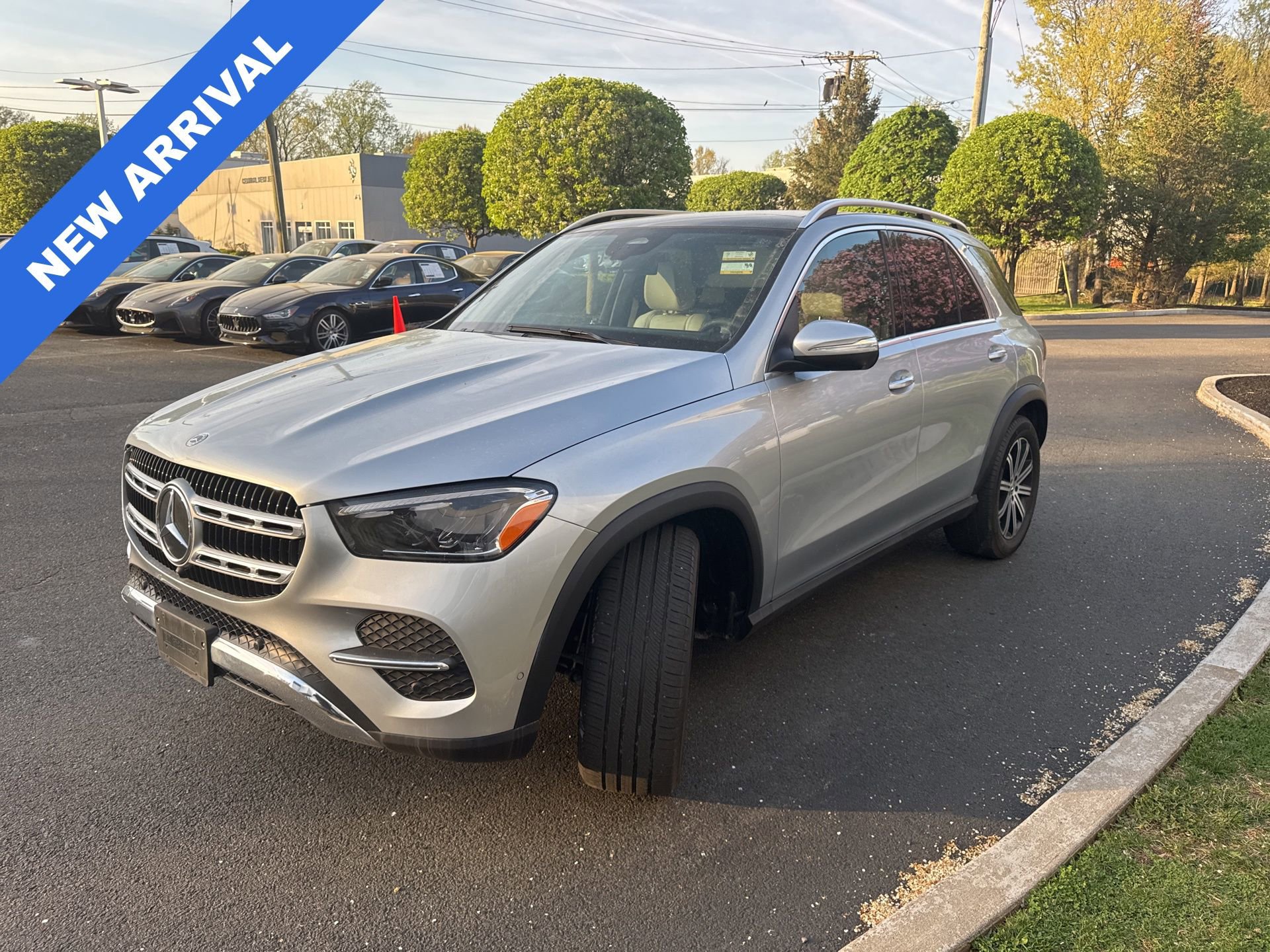 Used 2024 Mercedes-Benz GLE 350 4MATIC w/ Winter Package image 5