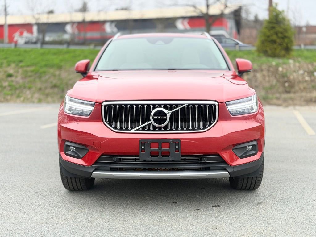 Used 2022 Volvo XC40 T5 Inscription image 10
