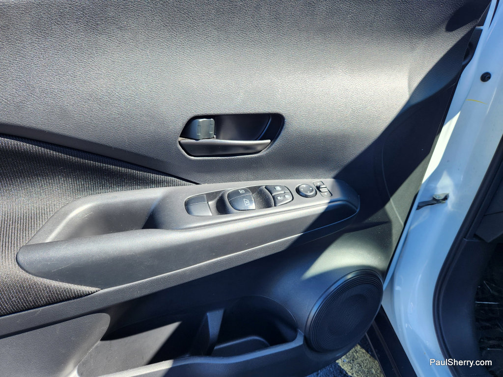 Used 2023 Nissan Kicks S image 22