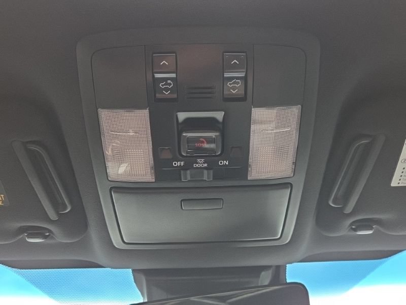 Used 2023 Lexus GX 460 w/ Black Line Special Edition AWD/4WD image 42