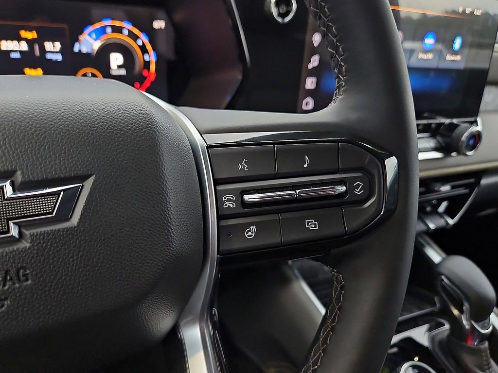 Used 2026 Chevrolet Colorado ZR2 image 24