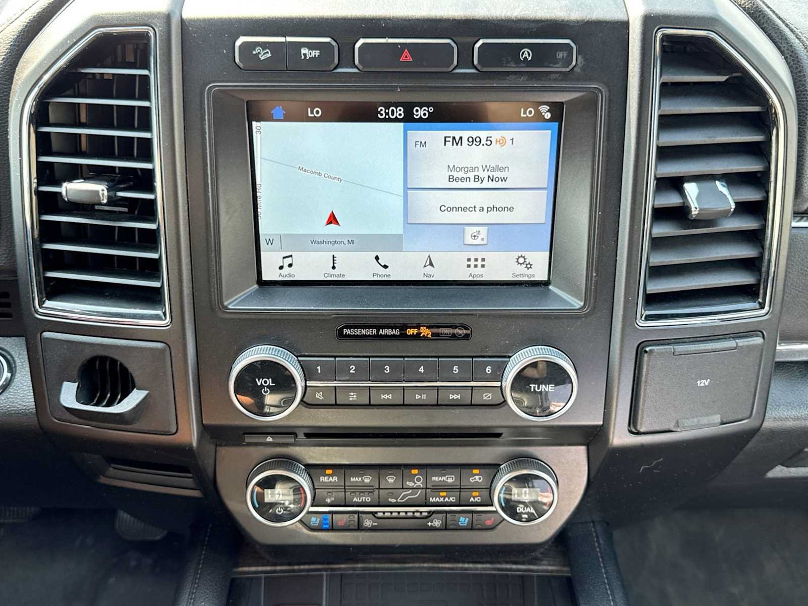 Used 2018 Ford Expedition Limited AWD/4WD image 29
