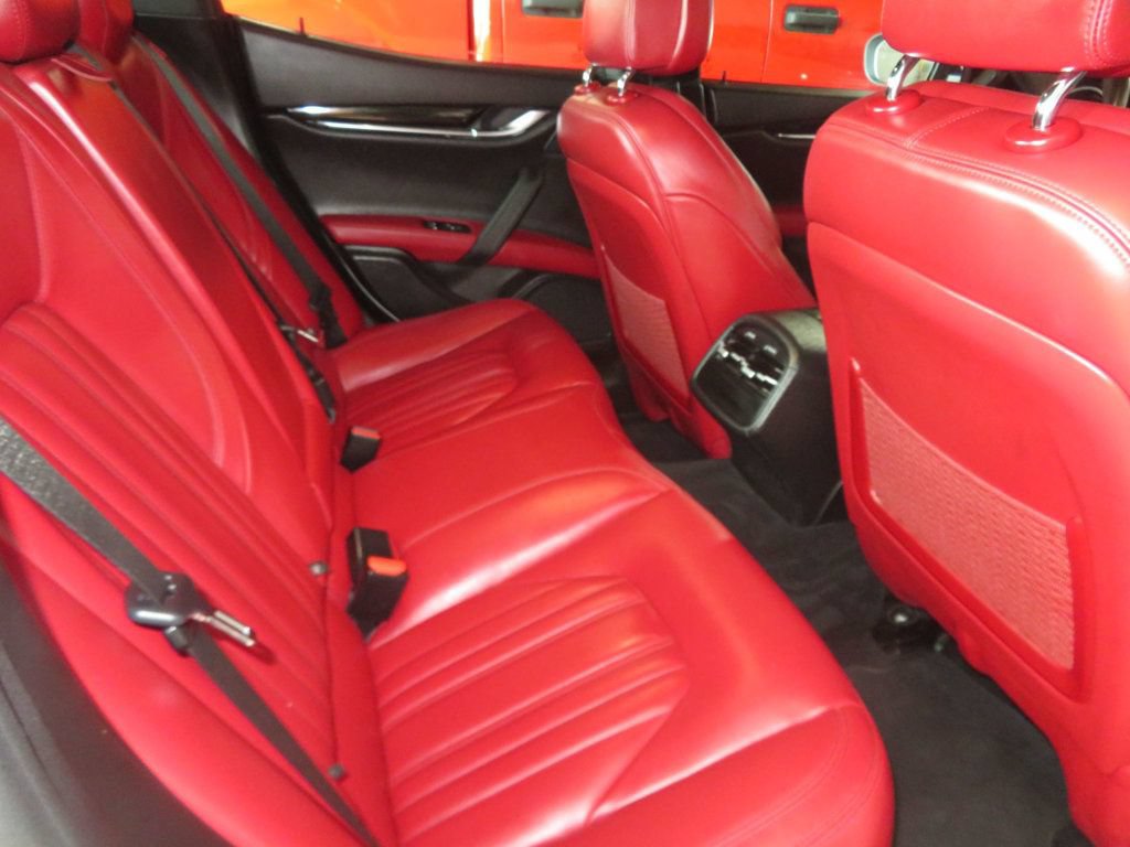 Used 2017 Maserati Ghibli S RWD image 28
