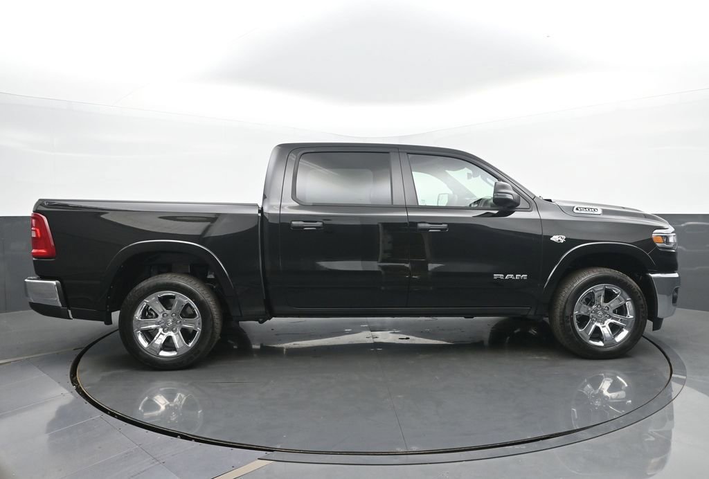 New 2026 RAM 1500 4x4 Crew Cab image 7