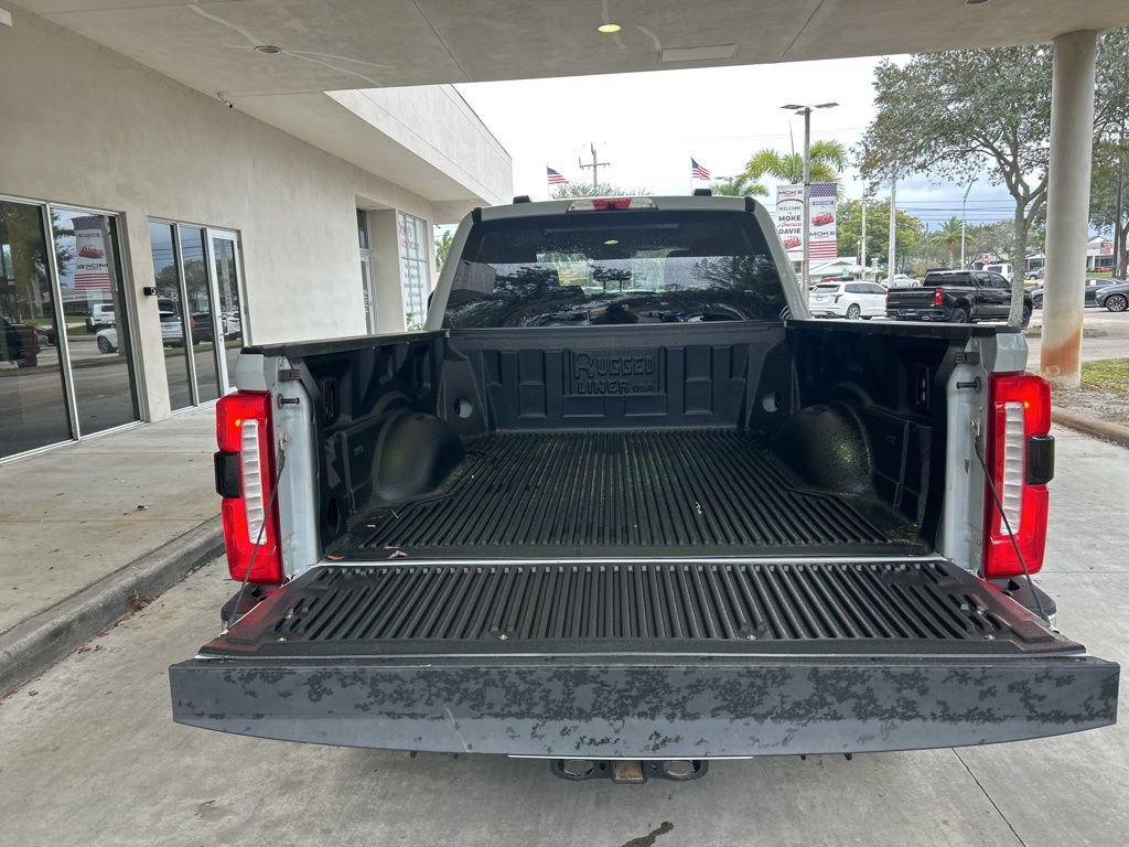 Used 2025 Ford F350 Lariat AWD/4WD image 36