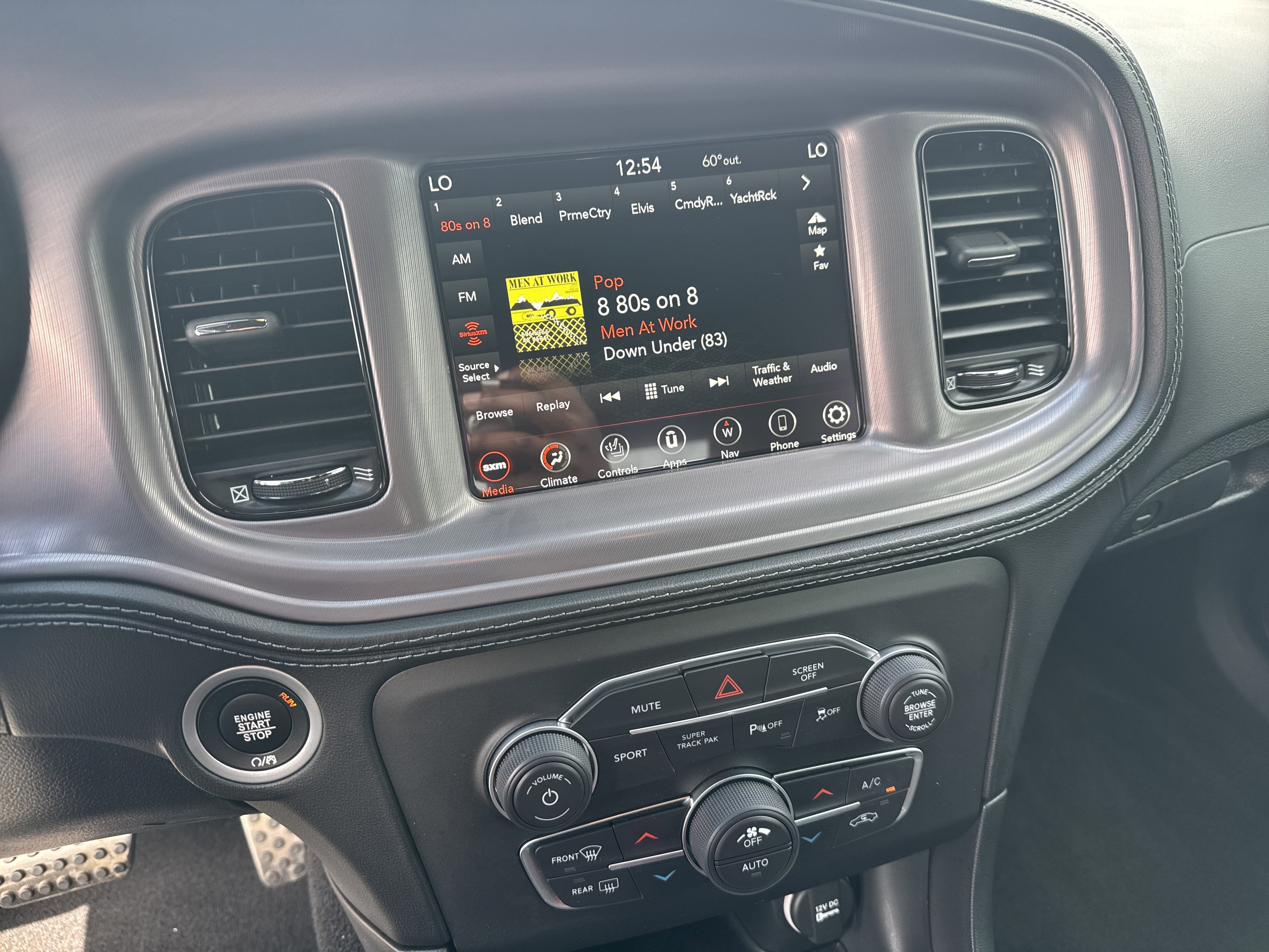 Used 2023 Dodge Charger R/T w/ Plus Group image 33