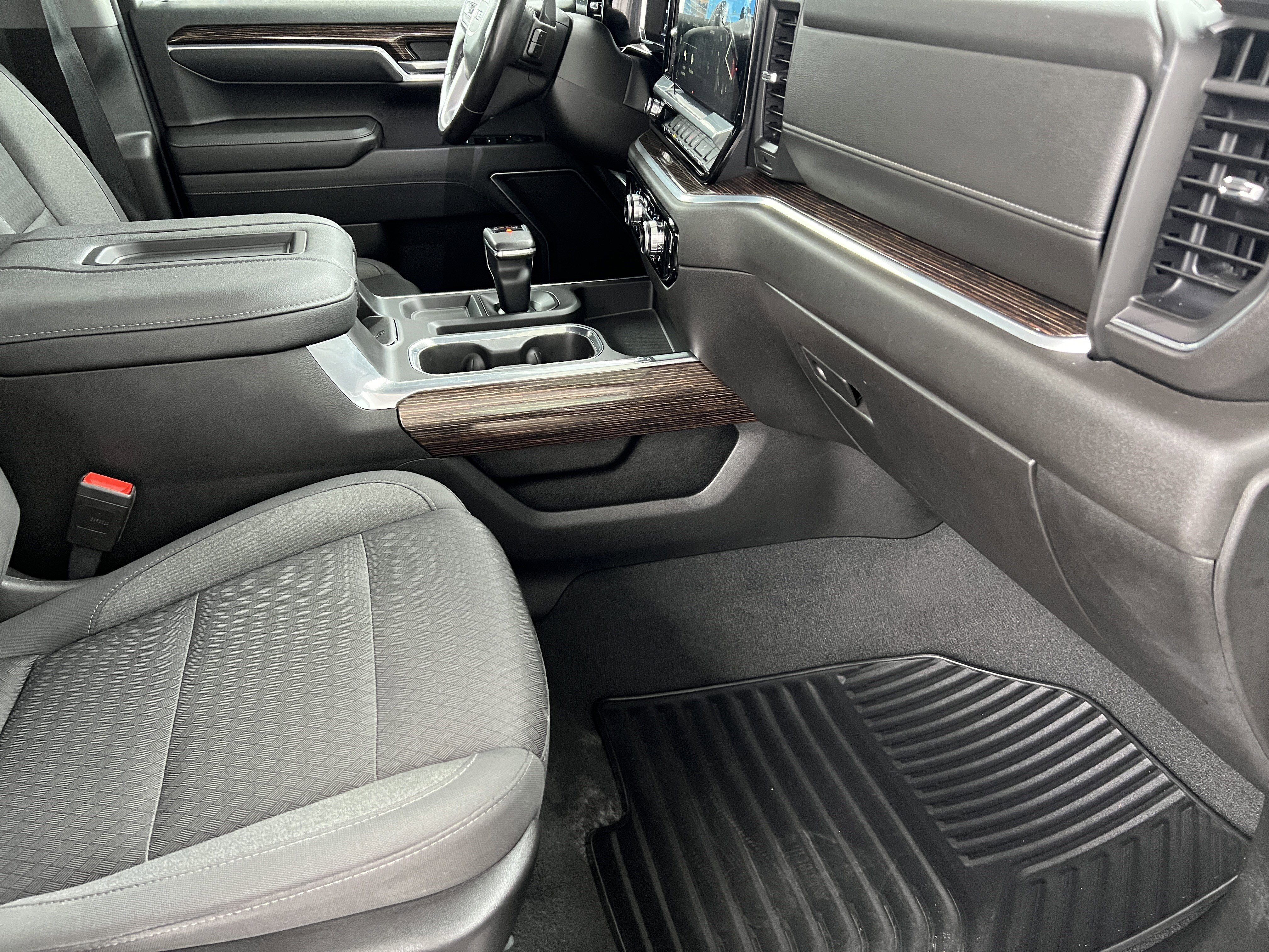 Used 2022 GMC Sierra 1500 Elevation w/ X31 Off-Road Package image 22