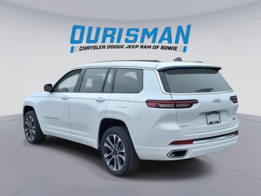New 2025 Jeep Grand Cherokee L Overland w/ Advanced Protech Group III AWD/4WD image 6