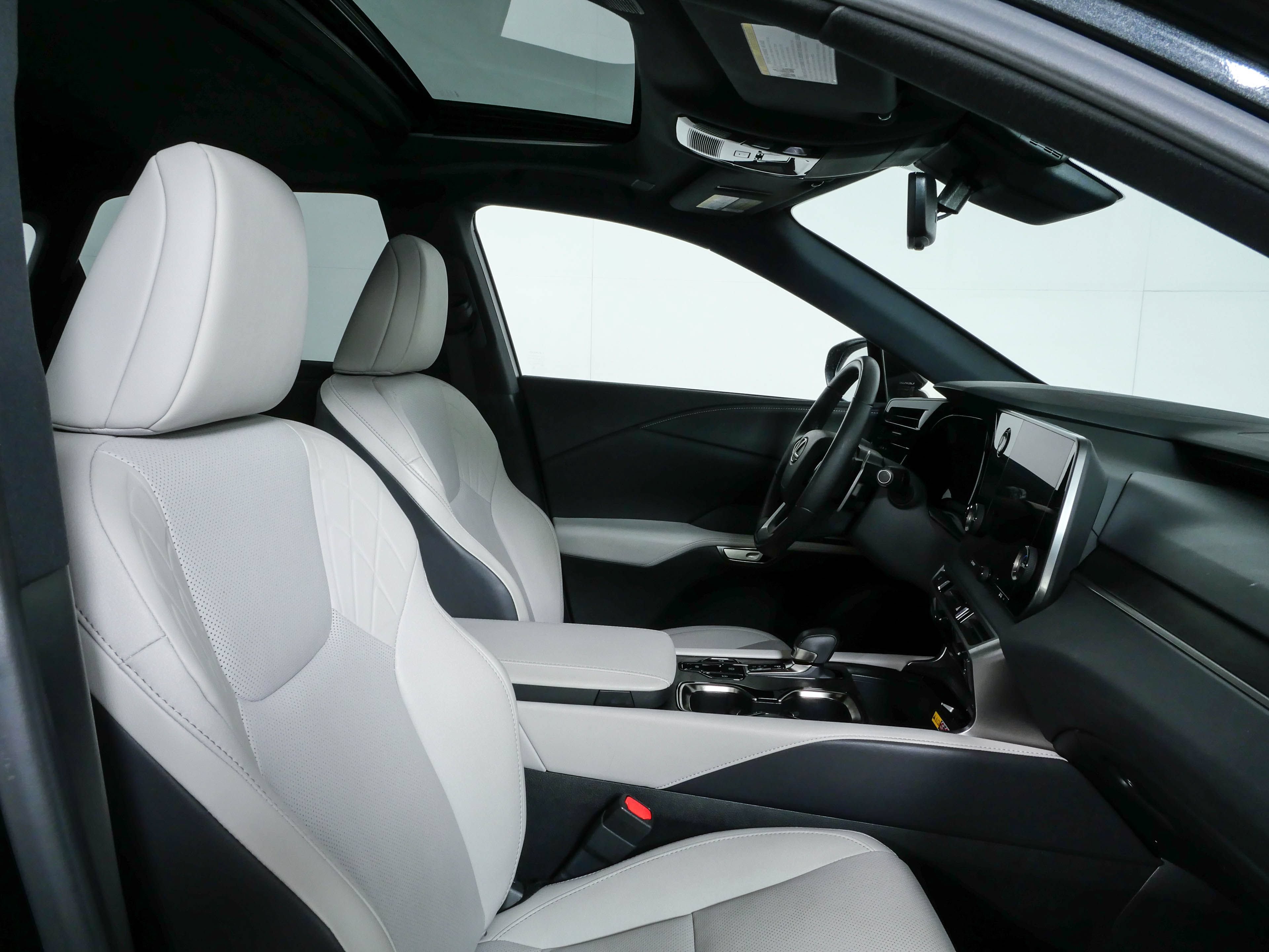 Used 2023 Lexus RX 350 Premium w/ Cold Area Package FWD image 22