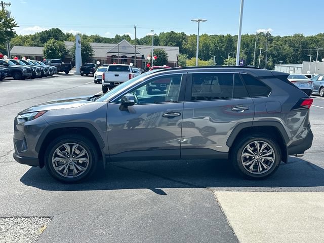 Used 2024 Toyota RAV4 XLE Premium w/ Weather Package AWD/4WD image 7