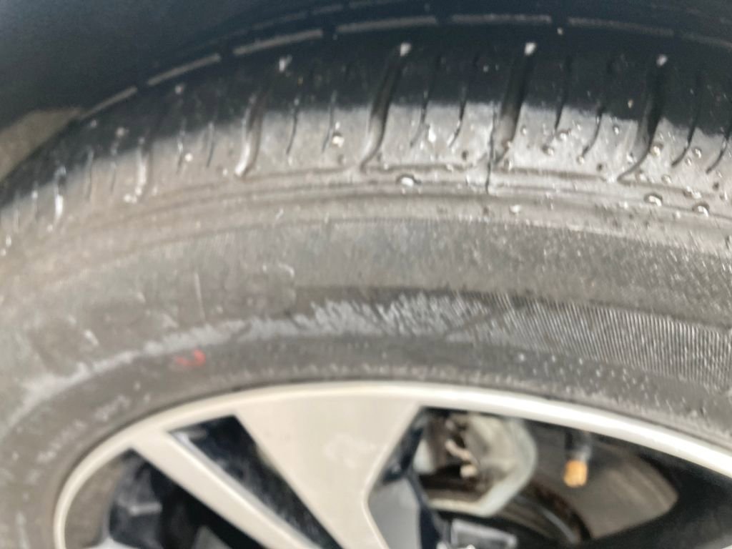 Used 2020 Nissan Sentra SV FWD image 32