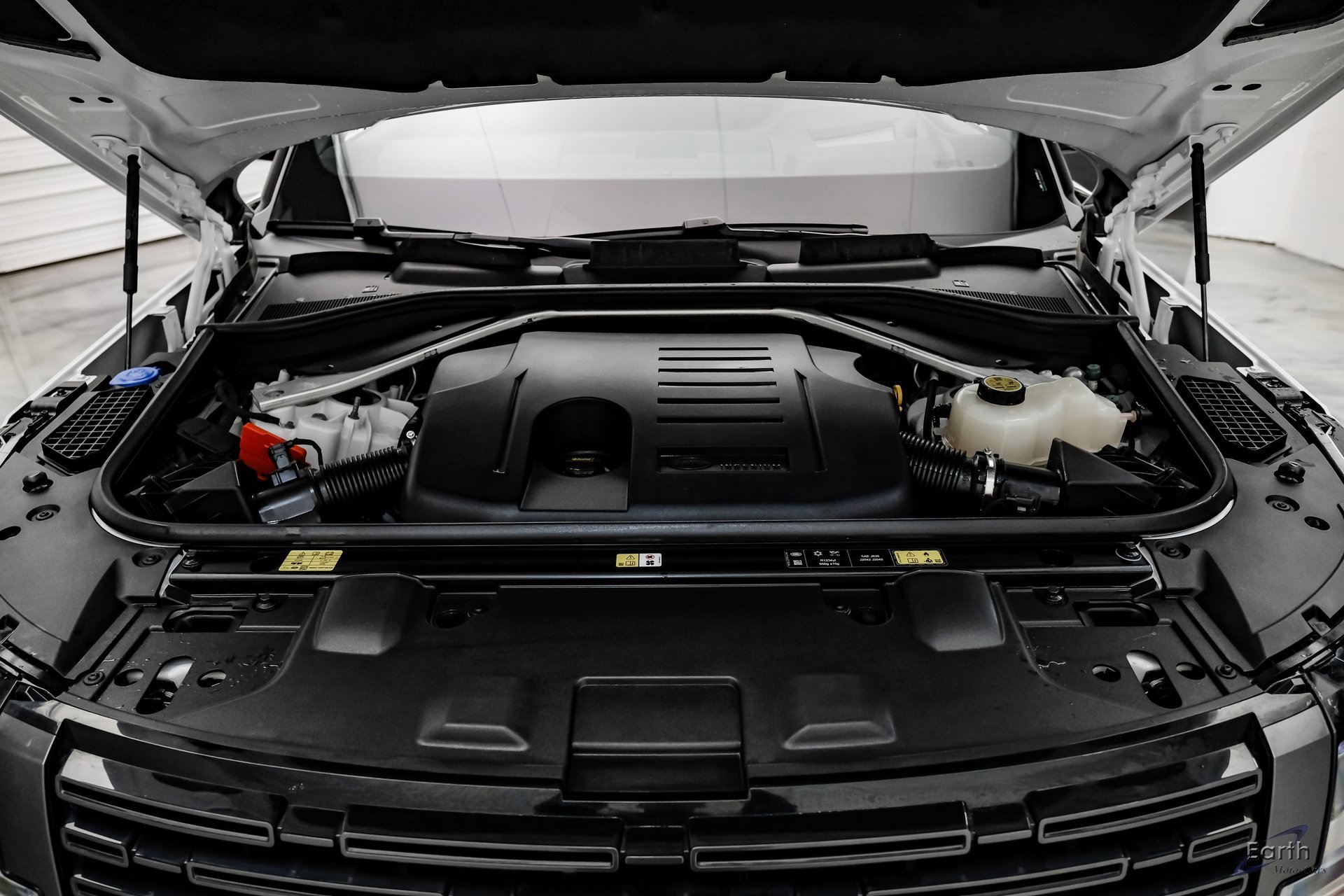 Used 2024 Land Rover Range Rover SE image 84