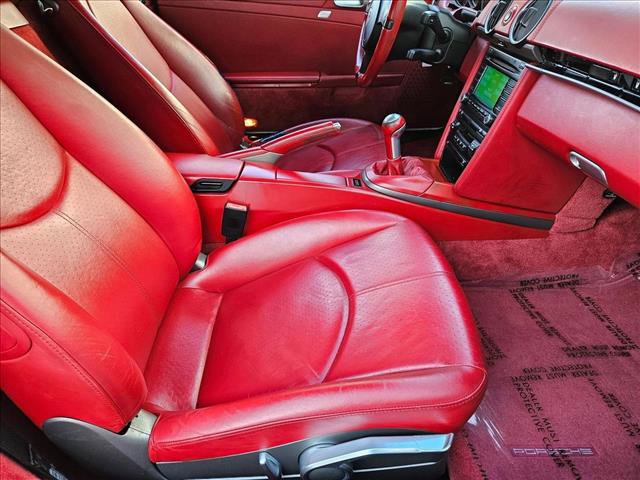 Used 2011 Porsche Cayman image 16