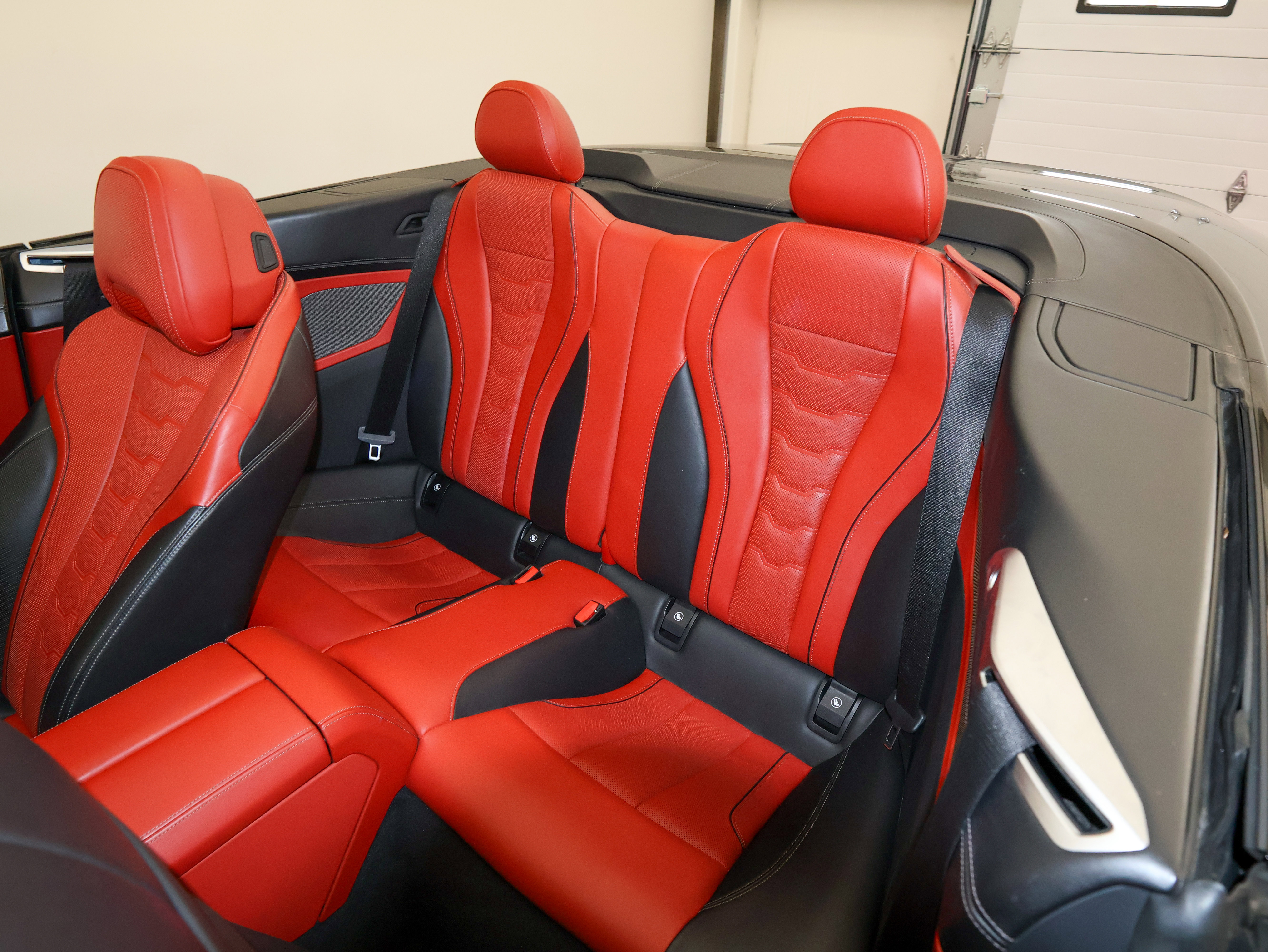 Used 2021 BMW M850i xDrive Convertible w/ Driving Assistance Package image 16