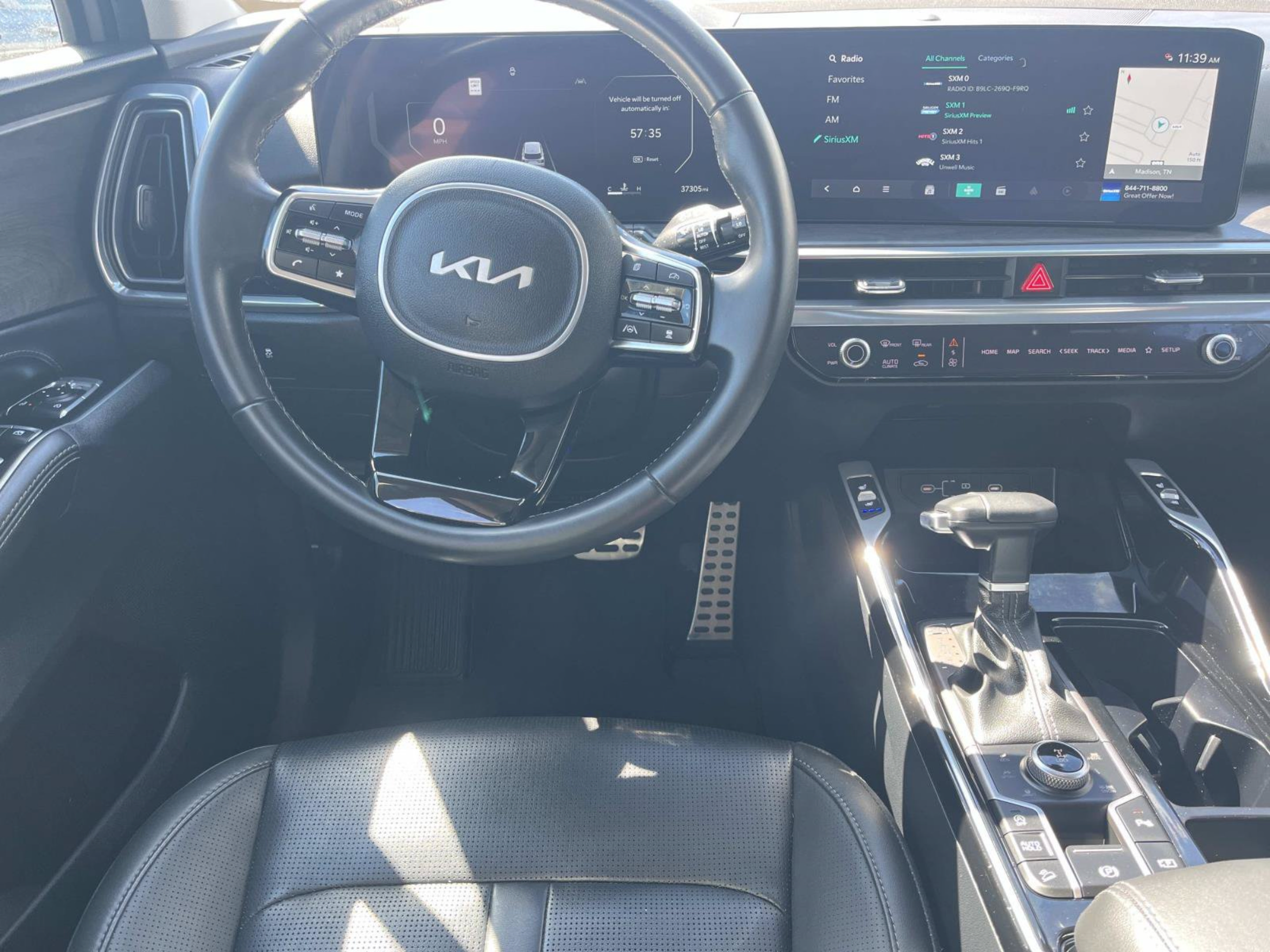Used 2025 Kia Sorento SX AWD/4WD image 12