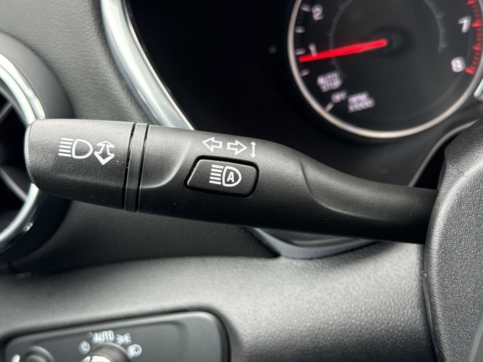 Used 2023 Chevrolet Blazer LT w/ Convenience Package image 9