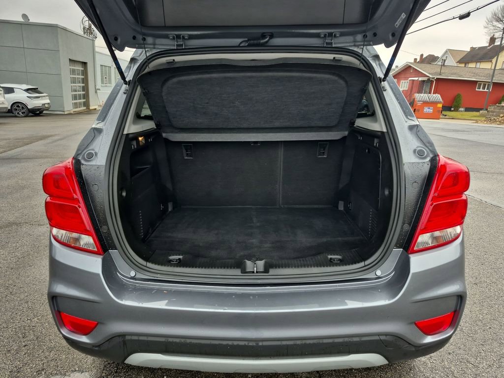 Used 2019 Chevrolet Trax LT w/ LT Convenience Package image 31