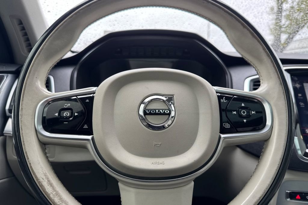 Used 2018 Volvo XC90 T5 Momentum w/ Convenience Package image 24