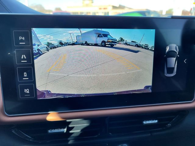 Used 2025 Lotus Emira RWD image 27