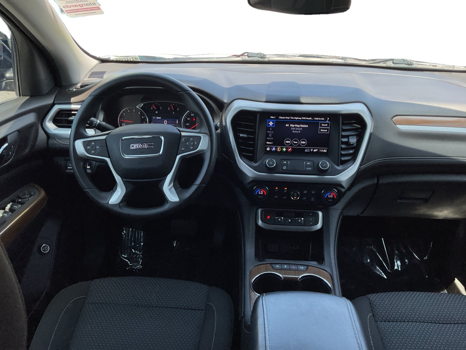 Used 2021 GMC Acadia SLE w/ Driver Convenience Package FWD image 14