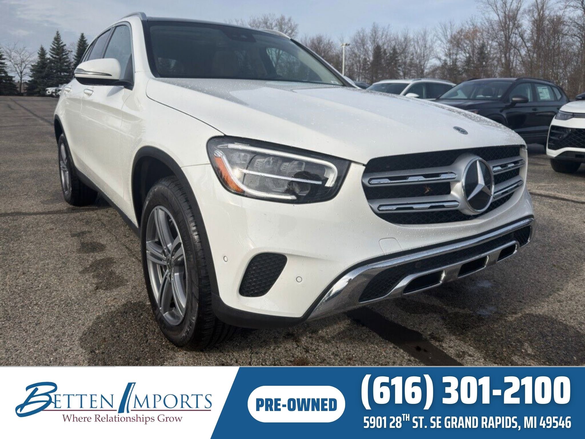 Used 2022 Mercedes-Benz GLC 300 4MATIC image 1