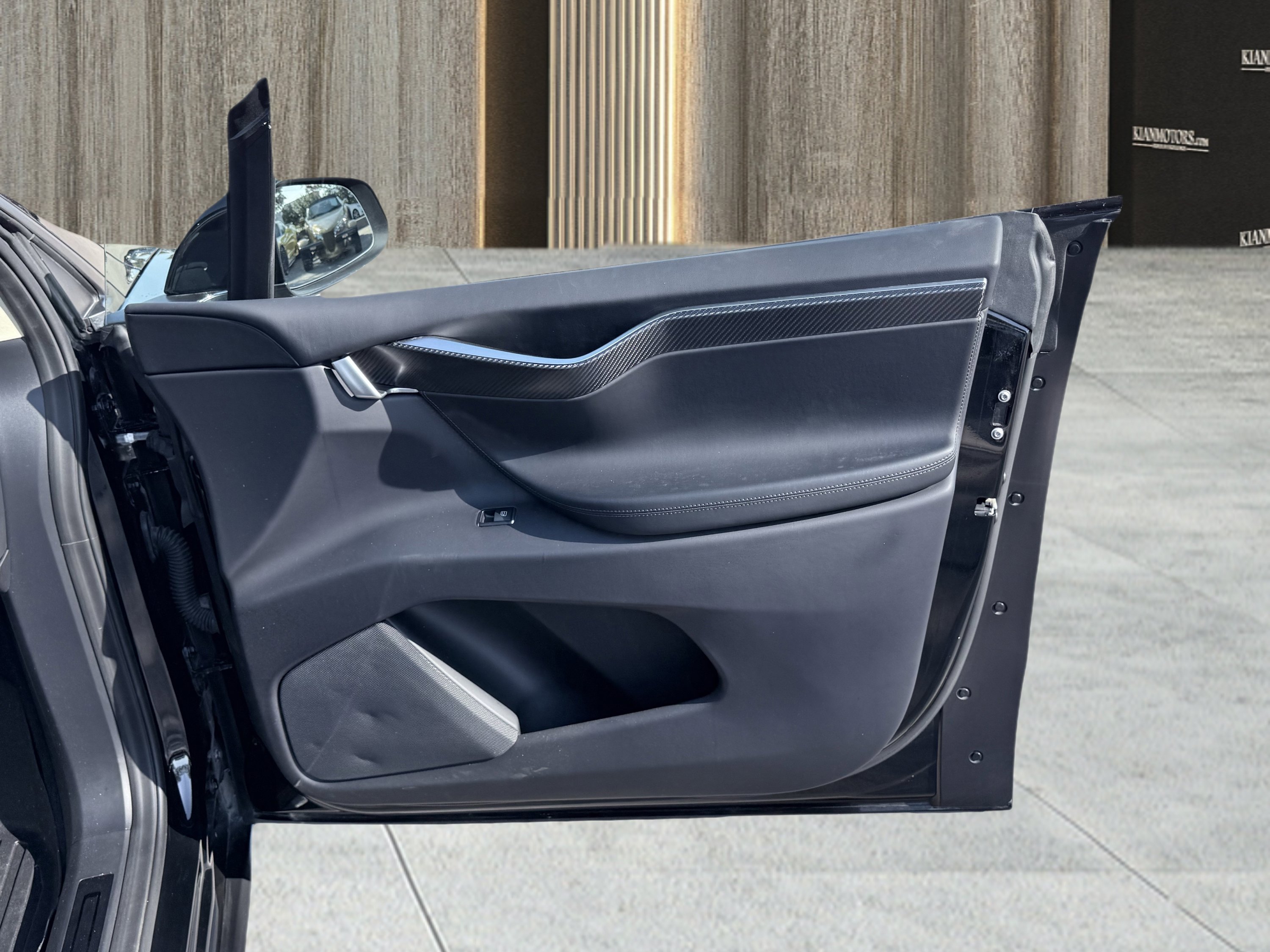 Used 2018 Tesla Model X P100D image 82