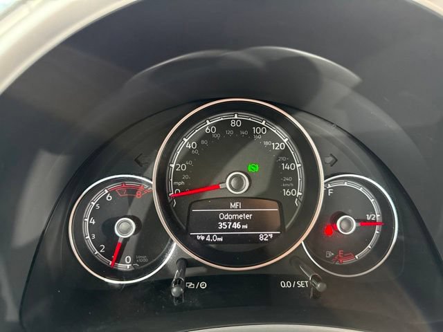 Used 2019 Volkswagen Beetle 2.0T S FWD image 21
