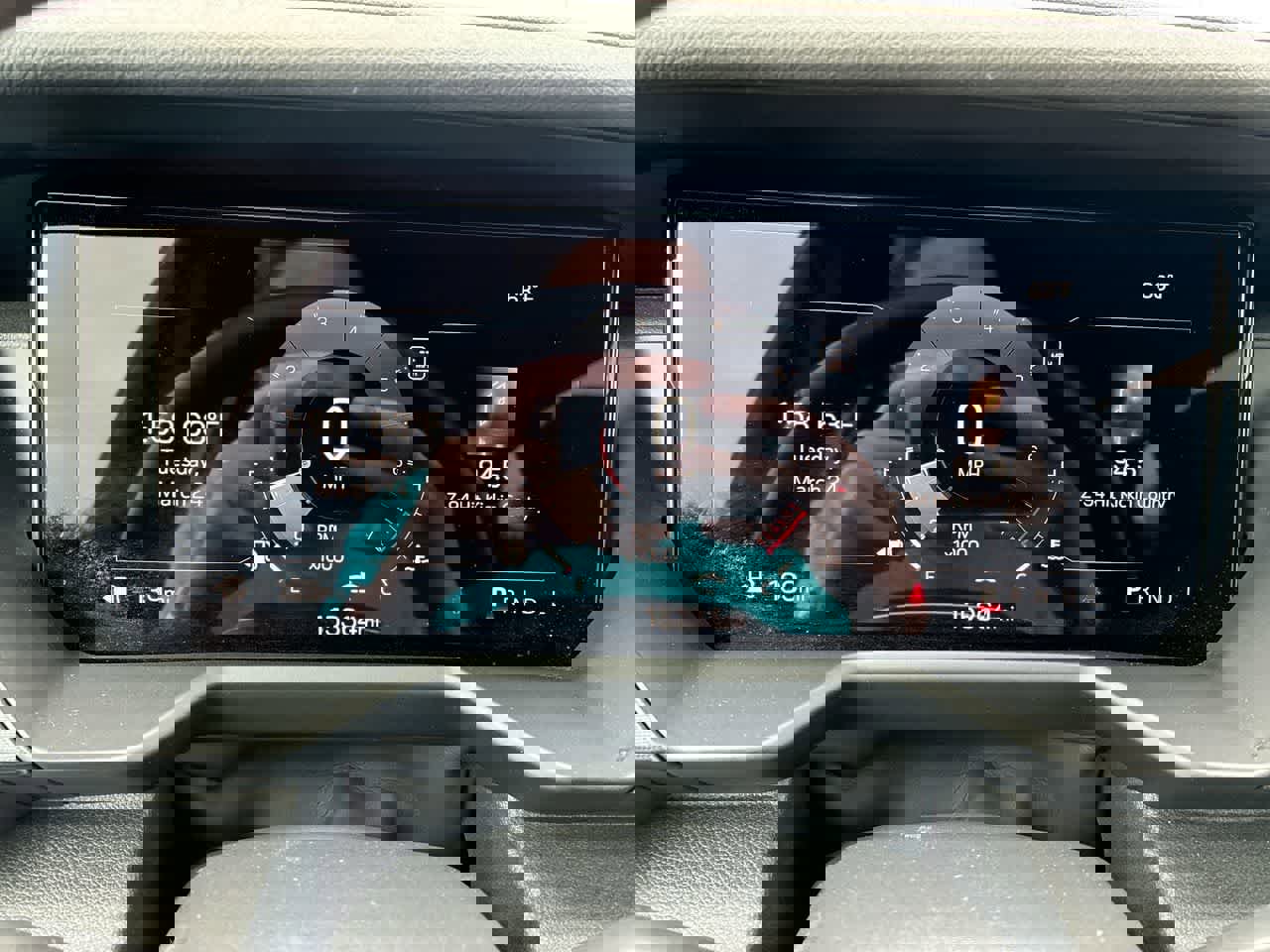 Used 2025 GMC Acadia Elevation image 12