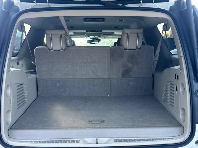 Used 2016 GMC Yukon XL Denali w/ Open Road Package AWD/4WD image 13