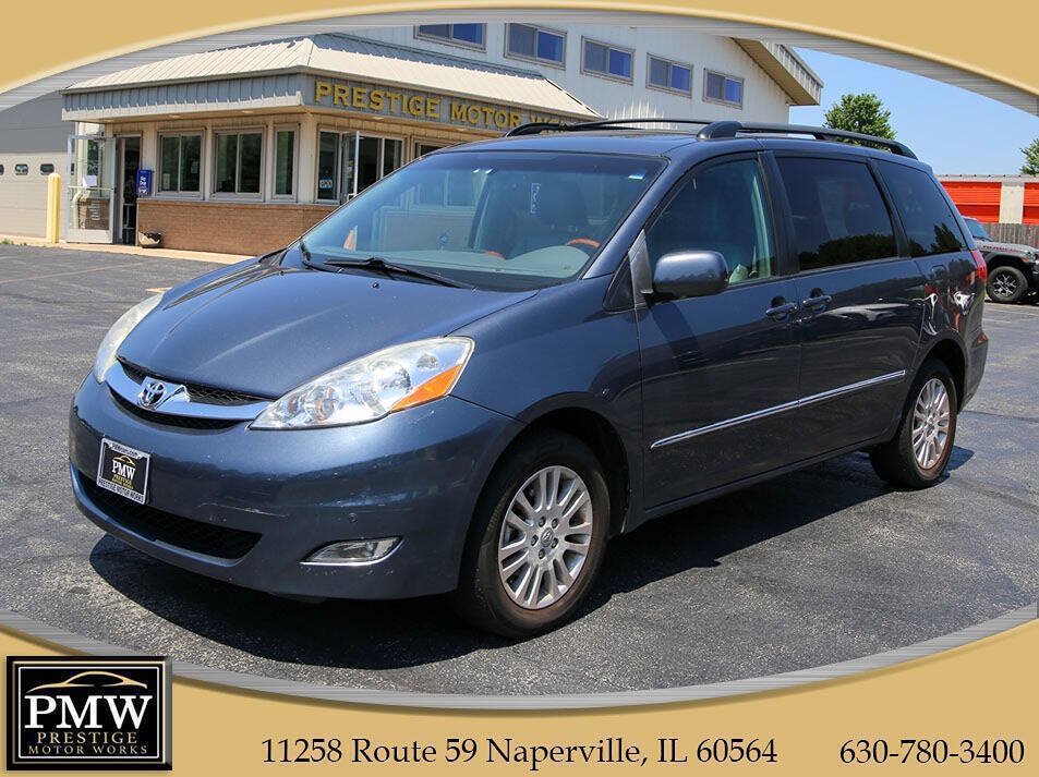 Used 2010 Toyota Sienna XLE Limited w/ XLE Limited Pkg 2