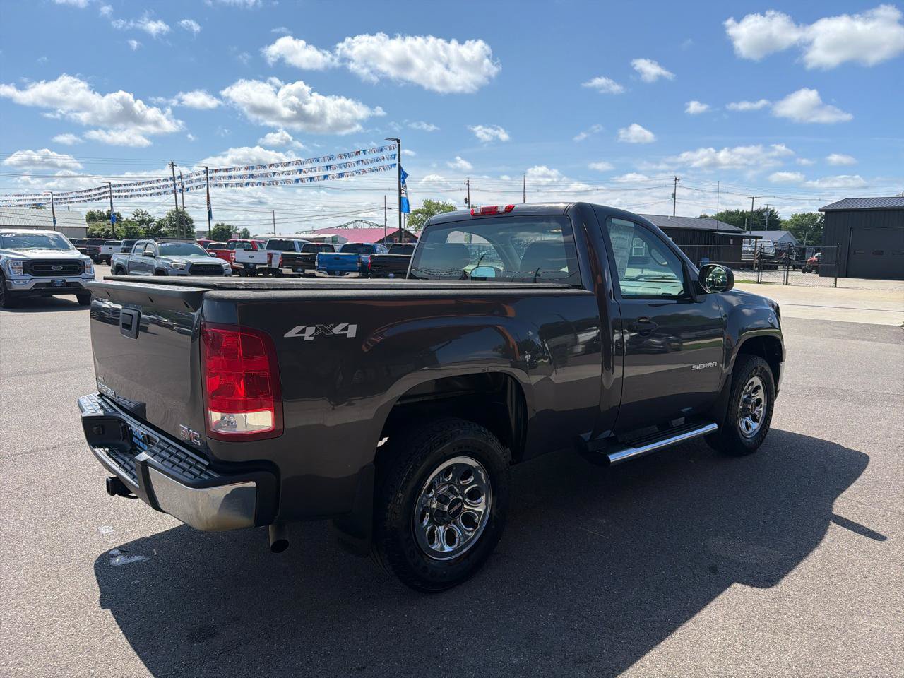 Used 2011 GMC Sierra 1500 W/T w/ Work Truck Plus Package AWD/4WD image 4