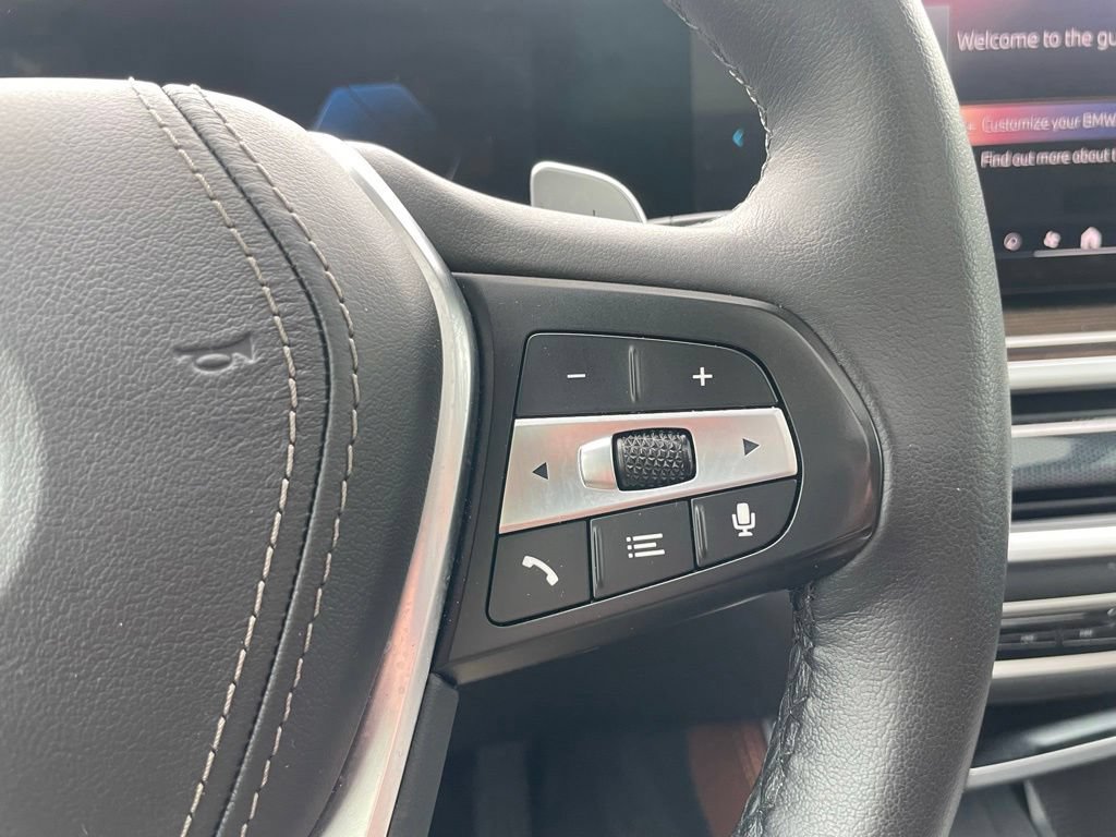 Used 2025 BMW X5 xDrive50e AWD/4WD image 31