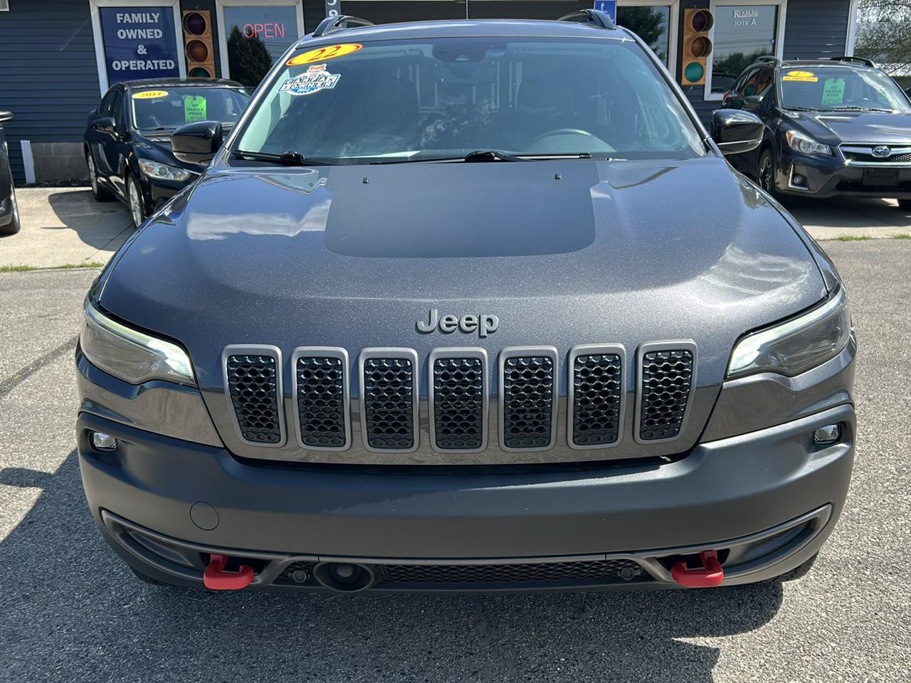 Used 2022 Jeep Cherokee Trailhawk w/ Sun, Sound & Nav Group AWD/4WD image 6