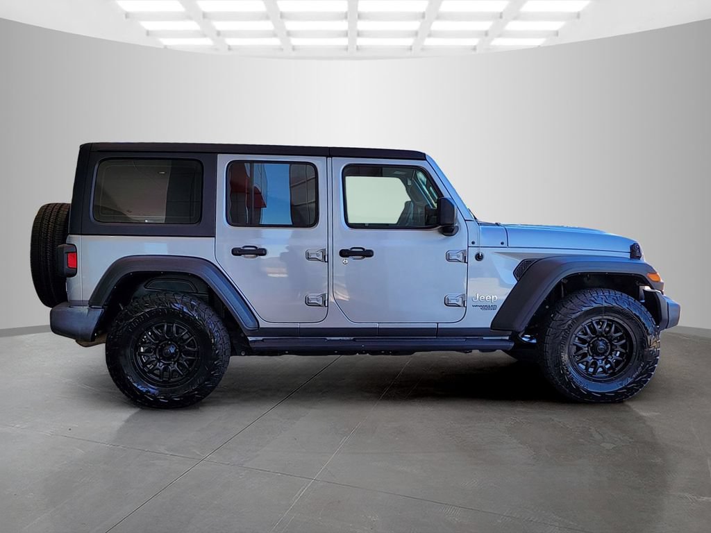 Used 2020 Jeep Wrangler Unlimited Sport AWD/4WD image 3
