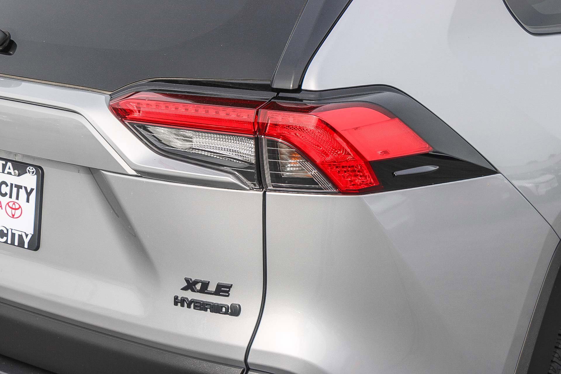 Certified 2023 Toyota RAV4 XLE w/ Convenience Package image 10