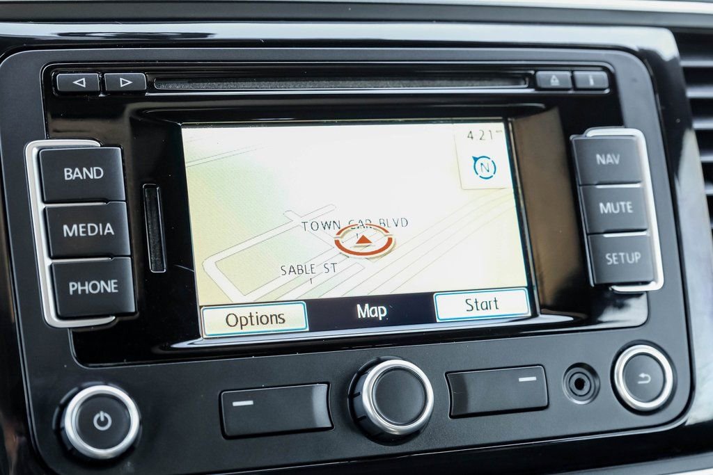 Used 2014 Volkswagen Beetle R-Line image 16