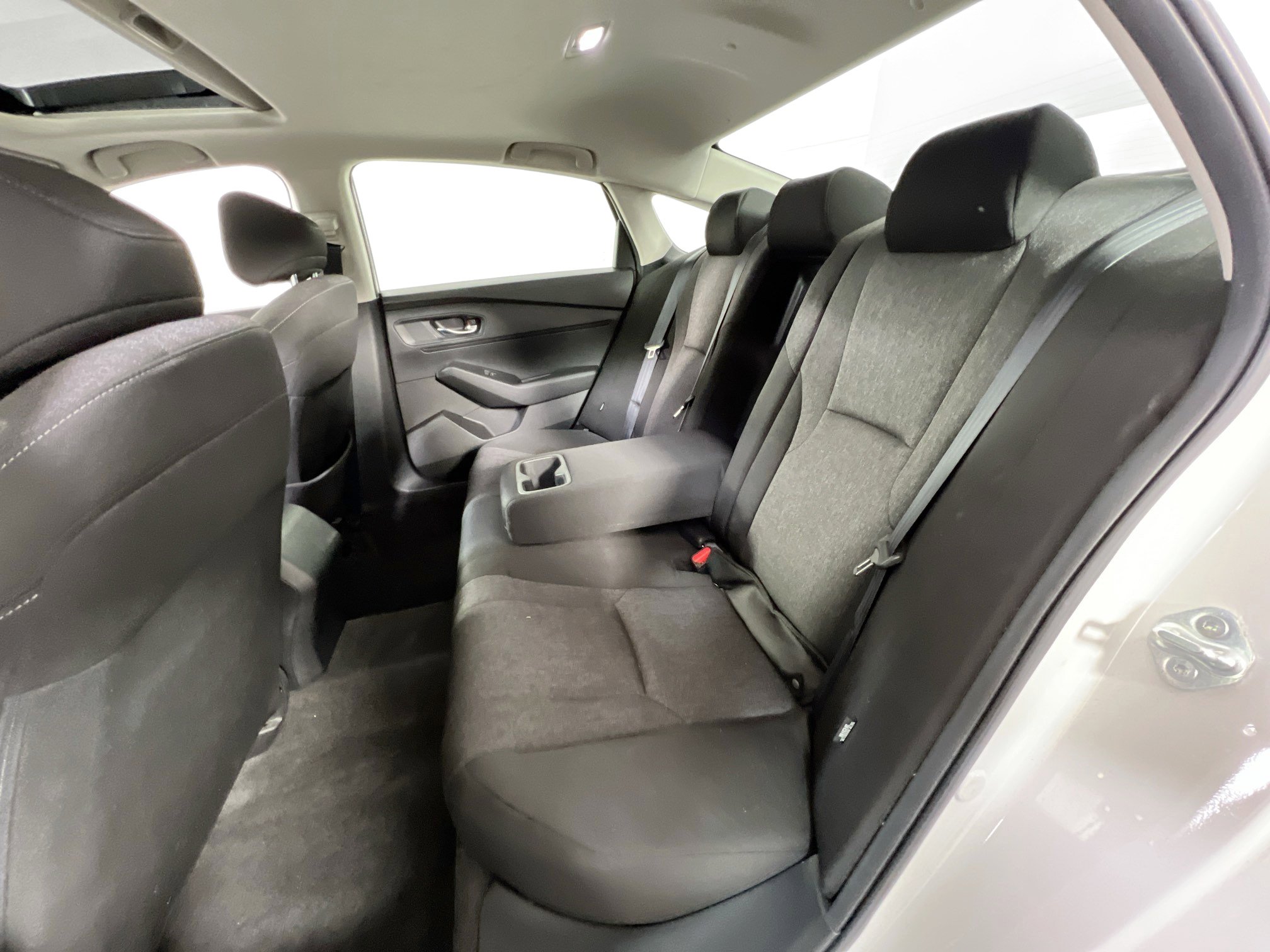 Used 2023 Honda Accord EX image 23