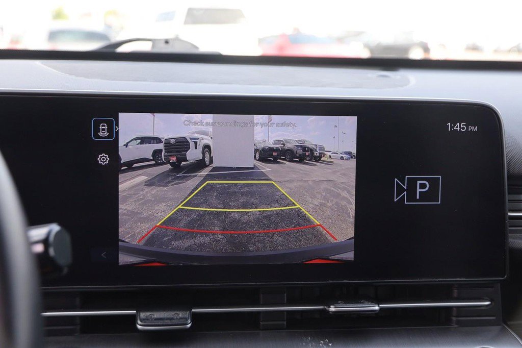 Used 2025 Hyundai Kona SEL image 17