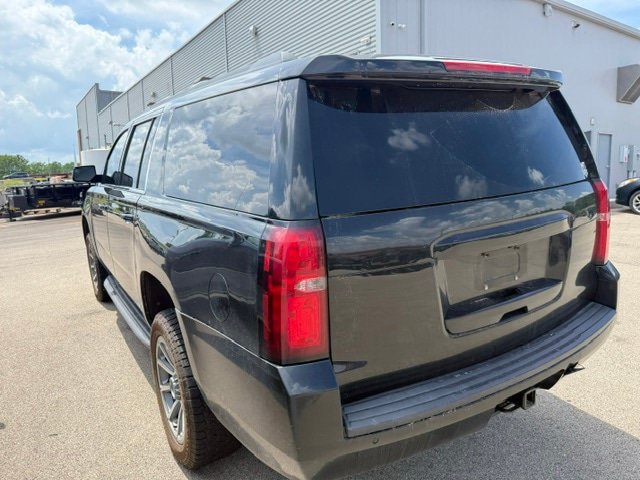 Used 2017 Chevrolet Suburban LT AWD/4WD image 8