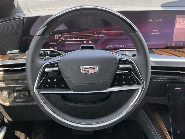 New 2026 Cadillac Escalade ESV Platinum Sport w/ LPO, ONYX Package AWD/4WD image 11
