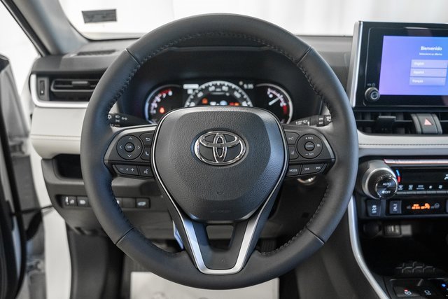 New 2025 Toyota RAV4 XLE image 28