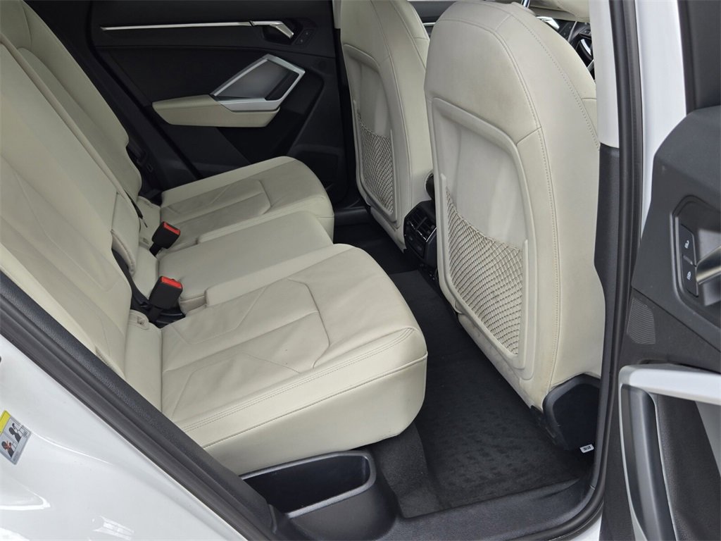 Used 2021 Audi Q3 2.0T Premium w/ Convenience Package image 15